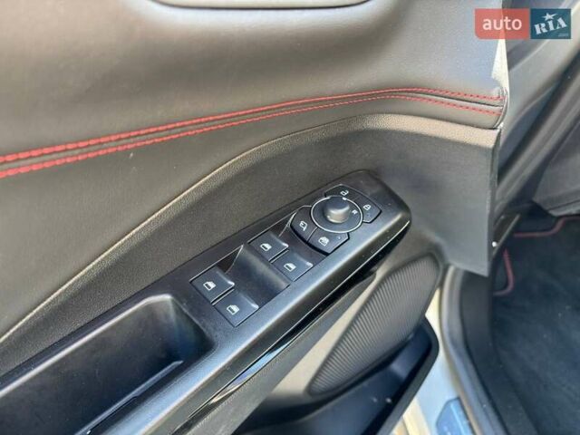 Серый Форд Пума, объемом двигателя 1 л и пробегом 2 тыс. км за 27000 $, фото 7 на Automoto.ua