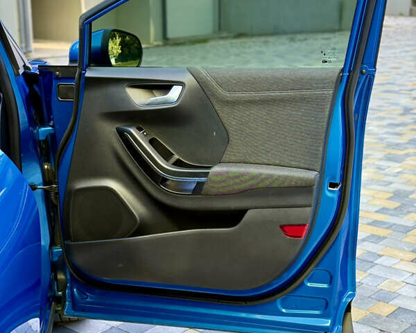 Синий Форд Пума, объемом двигателя 1 л и пробегом 42 тыс. км за 18600 $, фото 20 на Automoto.ua