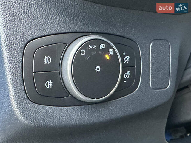 Синий Форд Пума, объемом двигателя 1 л и пробегом 44 тыс. км за 17500 $, фото 26 на Automoto.ua