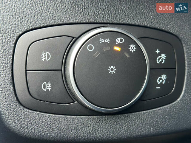 Синий Форд Пума, объемом двигателя 1 л и пробегом 44 тыс. км за 17500 $, фото 37 на Automoto.ua