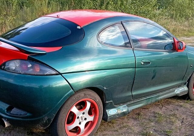Зелений Форд Пума, об'ємом двигуна 1.7 л та пробігом 150 тис. км за 2000 $, фото 1 на Automoto.ua