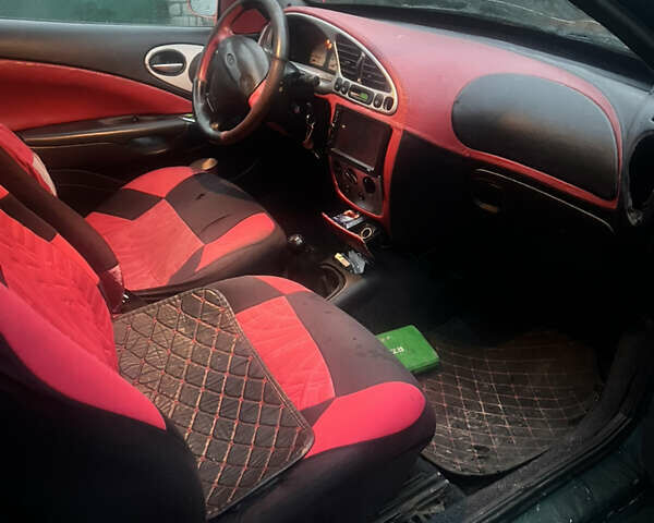 Форд Пума 1997 у Києві на Automoto.ua Зелений Форд Пума, об'ємом двигуна 1.68 л та пробігом 100 тис. км за 1900 $, фото 4 на Automoto.ua
