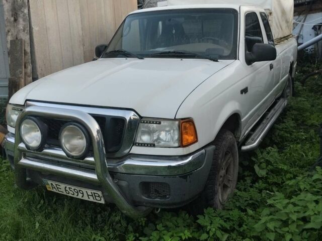 Білий Форд Рейнджер, об'ємом двигуна 4 л та пробігом 190 тис. км за 5500 $, фото 12 на Automoto.ua