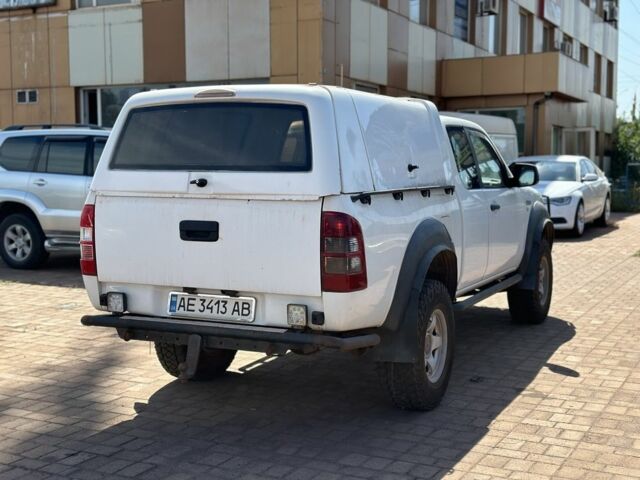 Белый Форд Рейнджер, объемом двигателя 2.5 л и пробегом 245 тыс. км за 9450 $, фото 3 на Automoto.ua