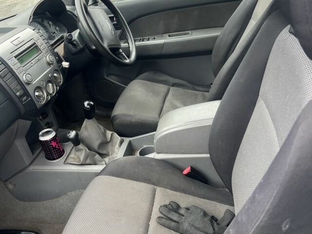 Білий Форд Рейнджер, об'ємом двигуна 2.5 л та пробігом 75 тис. км за 4999 $, фото 4 на Automoto.ua