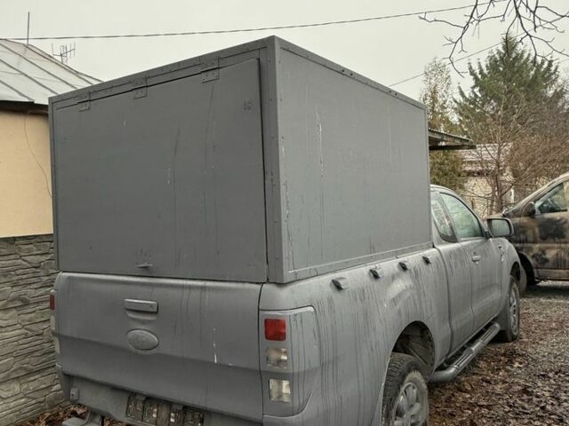 Белый Форд Рейнджер, объемом двигателя 0 л и пробегом 200 тыс. км за 4199 $, фото 2 на Automoto.ua