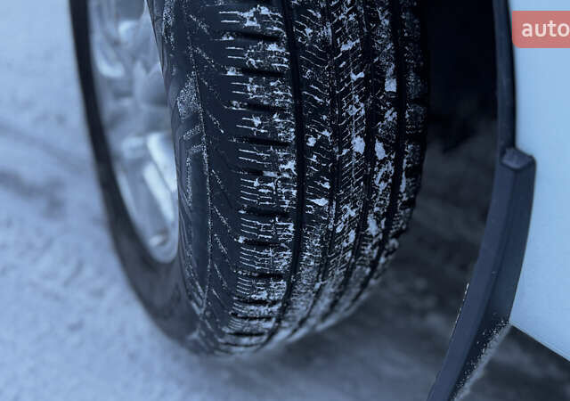 Білий Форд Рейнджер, об'ємом двигуна 2.2 л та пробігом 201 тис. км за 16299 $, фото 13 на Automoto.ua