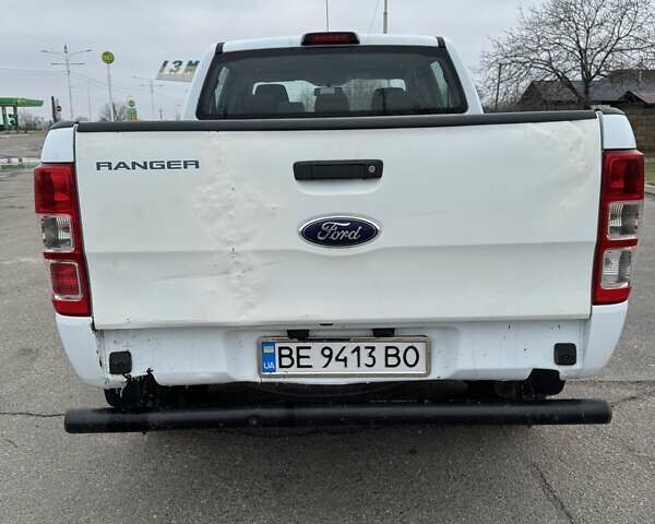 Белый Форд Рейнджер, объемом двигателя 2.2 л и пробегом 350 тыс. км за 17800 $, фото 5 на Automoto.ua