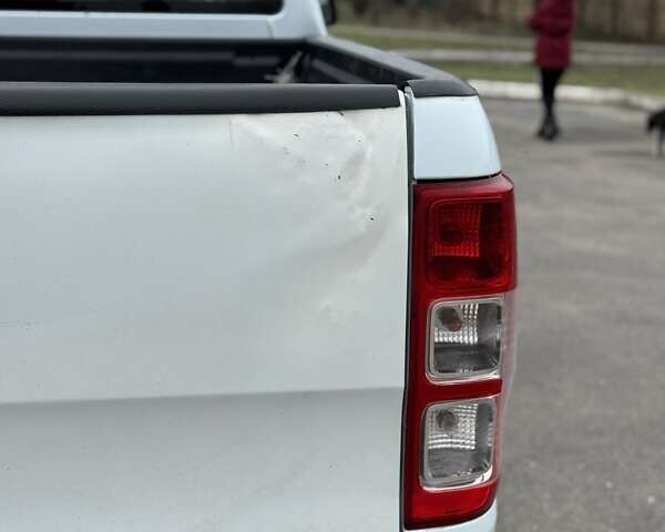 Белый Форд Рейнджер, объемом двигателя 2.2 л и пробегом 350 тыс. км за 17800 $, фото 18 на Automoto.ua