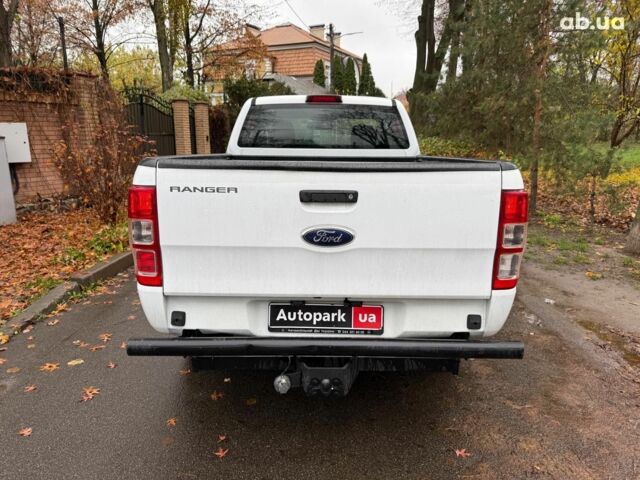 Білий Форд Рейнджер, об'ємом двигуна 2.2 л та пробігом 260 тис. км за 15490 $, фото 5 на Automoto.ua