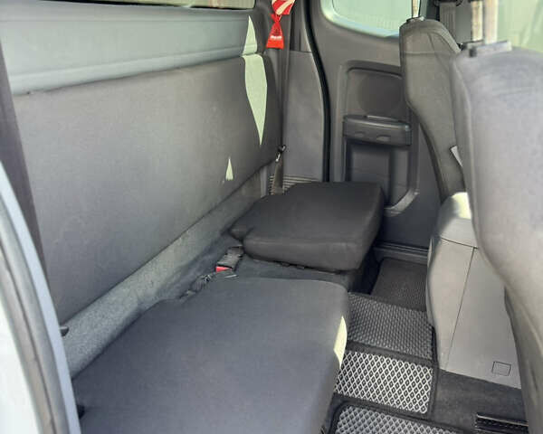 Белый Форд Рейнджер, объемом двигателя 2.2 л и пробегом 318 тыс. км за 15200 $, фото 18 на Automoto.ua