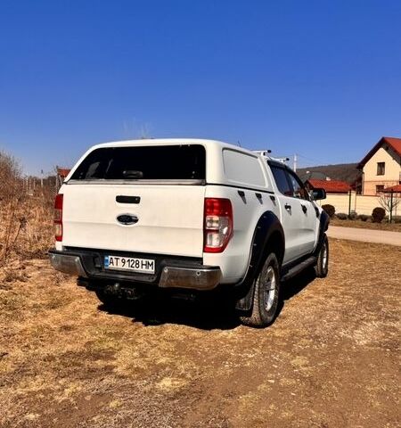 Білий Форд Рейнджер, об'ємом двигуна 2.2 л та пробігом 200 тис. км за 19800 $, фото 4 на Automoto.ua