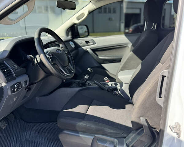 Белый Форд Рейнджер, объемом двигателя 2.2 л и пробегом 318 тыс. км за 15200 $, фото 10 на Automoto.ua