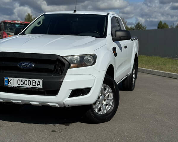 Белый Форд Рейнджер, объемом двигателя 2.2 л и пробегом 318 тыс. км за 15200 $, фото 5 на Automoto.ua