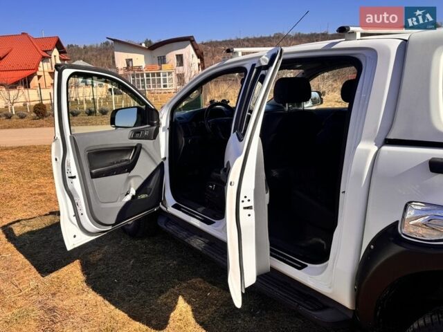 Білий Форд Рейнджер, об'ємом двигуна 2.2 л та пробігом 200 тис. км за 19800 $, фото 3 на Automoto.ua