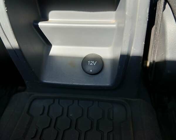 Форд Рейнджер 2016 у Борисполе на Automoto.ua Білий Форд Рейнджер, об'ємом двигуна 2.2 л та пробігом 258 тис. км за 15600 $, фото 27 на Automoto.ua