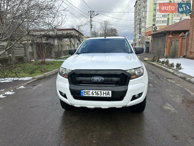 Білий Форд Рейнджер, об'ємом двигуна 2.2 л та пробігом 141 тис. км за 15600 $, фото 2 на Automoto.ua