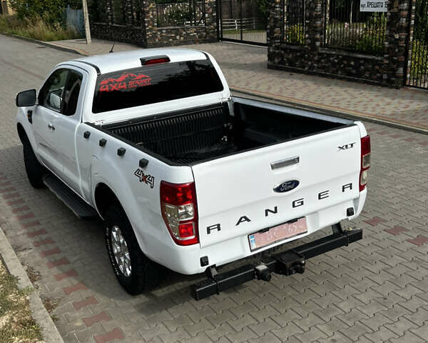 Білий Форд Рейнджер, об'ємом двигуна 2.2 л та пробігом 201 тис. км за 15000 $, фото 19 на Automoto.ua