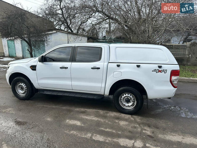 Білий Форд Рейнджер, об'ємом двигуна 2.2 л та пробігом 141 тис. км за 15600 $, фото 8 на Automoto.ua