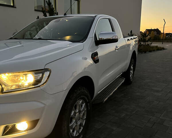 Белый Форд Рейнджер, объемом двигателя 2.2 л и пробегом 170 тыс. км за 14500 $, фото 24 на Automoto.ua