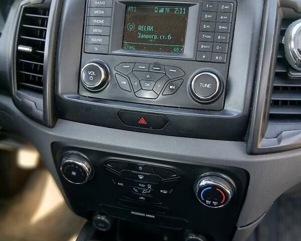 Форд Рейнджер 2016 у Борисполе на Automoto.ua Білий Форд Рейнджер, об'ємом двигуна 2.2 л та пробігом 258 тис. км за 15600 $, фото 30 на Automoto.ua