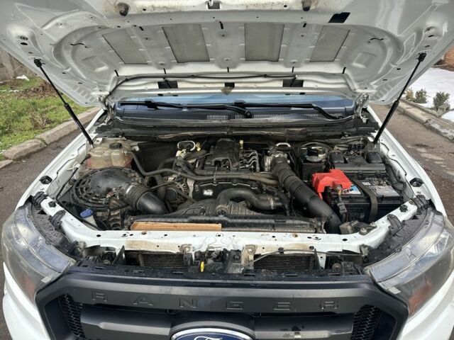 Білий Форд Рейнджер, об'ємом двигуна 2.2 л та пробігом 141 тис. км за 15600 $, фото 7 на Automoto.ua