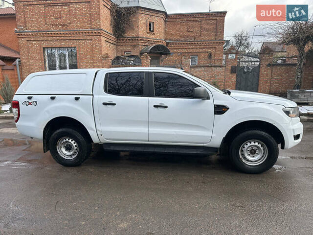 Білий Форд Рейнджер, об'ємом двигуна 2.2 л та пробігом 141 тис. км за 15600 $, фото 3 на Automoto.ua