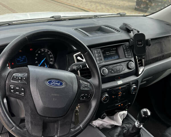 Форд Рейнджер 2016 у Луцьку на Automoto.ua Білий Форд Рейнджер, об'ємом двигуна 2.2 л та пробігом 201 тис. км за 15500 $, фото 13 на Automoto.ua