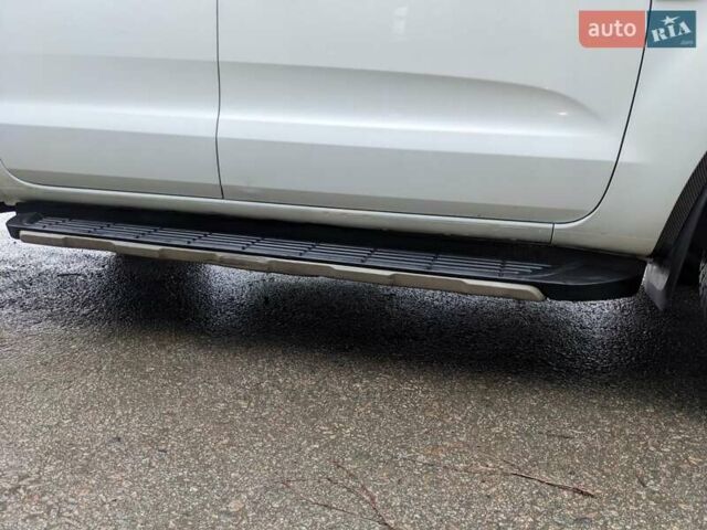 Белый Форд Рейнджер, объемом двигателя 2.2 л и пробегом 227 тыс. км за 17000 $, фото 15 на Automoto.ua