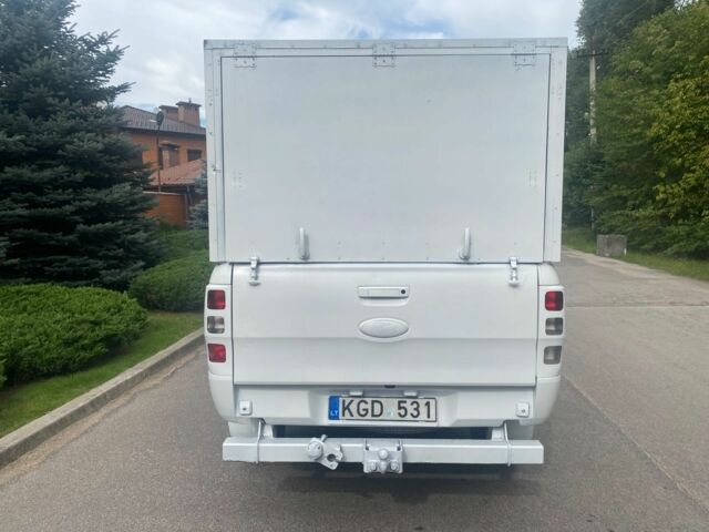 Белый Форд Рейнджер, объемом двигателя 2.2 л и пробегом 250 тыс. км за 10990 $, фото 4 на Automoto.ua
