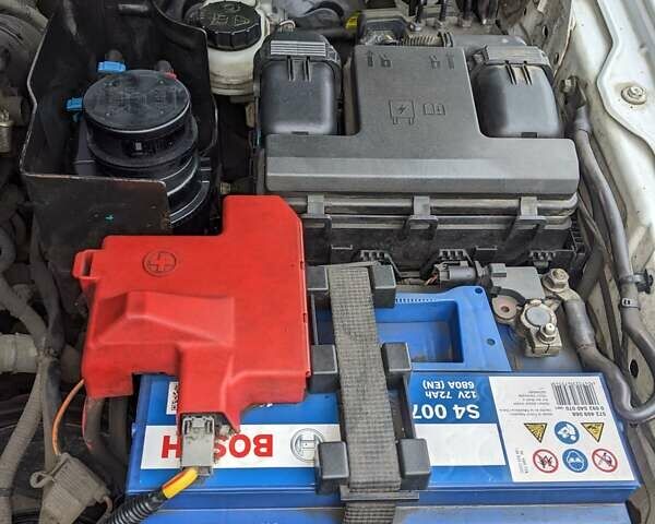 Белый Форд Рейнджер, объемом двигателя 2.2 л и пробегом 227 тыс. км за 17000 $, фото 38 на Automoto.ua