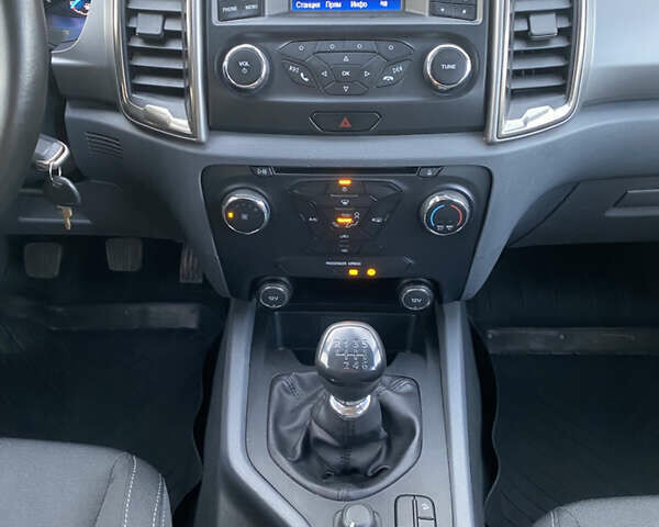 Білий Форд Рейнджер, об'ємом двигуна 2.2 л та пробігом 111 тис. км за 22700 $, фото 9 на Automoto.ua