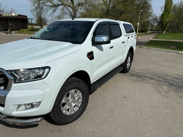 Белый Форд Рейнджер, объемом двигателя 2.2 л и пробегом 65 тыс. км за 26000 $, фото 1 на Automoto.ua