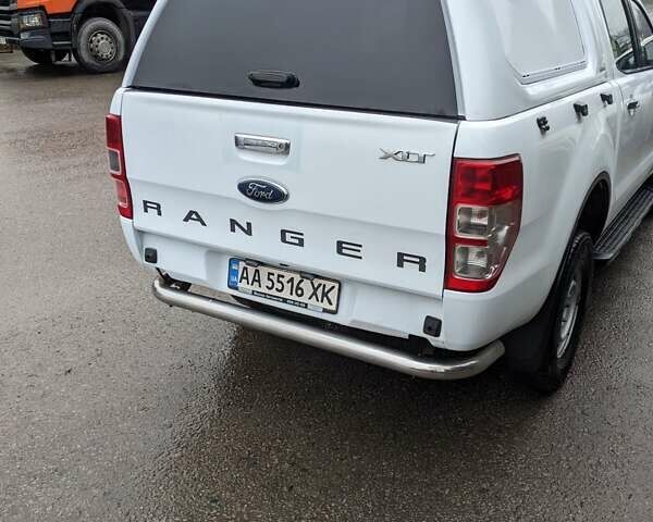 Белый Форд Рейнджер, объемом двигателя 2.2 л и пробегом 227 тыс. км за 17000 $, фото 9 на Automoto.ua