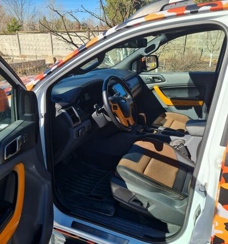 Белый Форд Рейнджер, объемом двигателя 3.2 л и пробегом 92 тыс. км за 37000 $, фото 7 на Automoto.ua