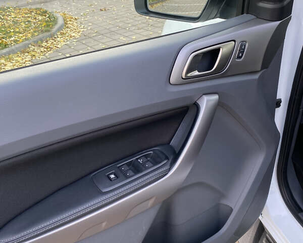 Білий Форд Рейнджер, об'ємом двигуна 2.2 л та пробігом 111 тис. км за 22700 $, фото 10 на Automoto.ua