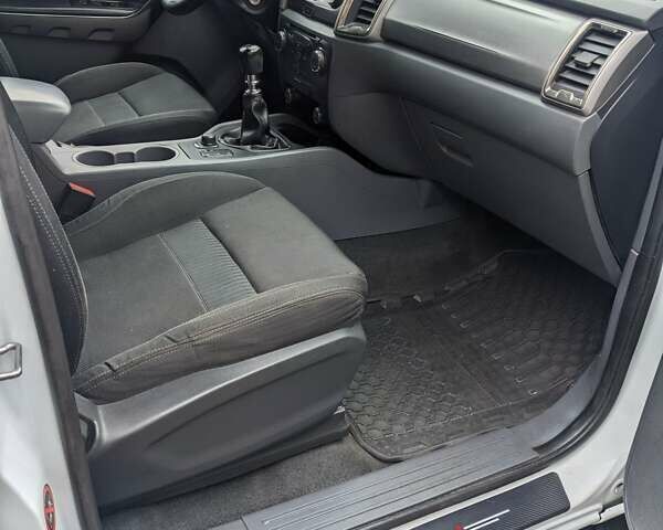 Белый Форд Рейнджер, объемом двигателя 2.2 л и пробегом 227 тыс. км за 17000 $, фото 31 на Automoto.ua