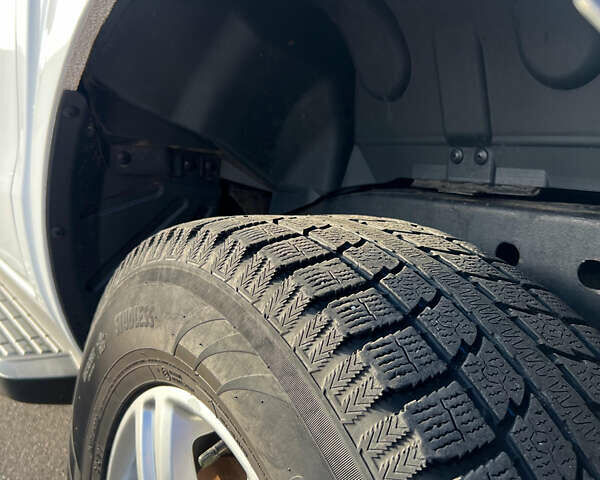 Белый Форд Рейнджер, объемом двигателя 2 л и пробегом 165 тыс. км за 32000 $, фото 21 на Automoto.ua