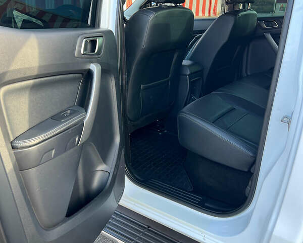 Белый Форд Рейнджер, объемом двигателя 2 л и пробегом 165 тыс. км за 32000 $, фото 15 на Automoto.ua