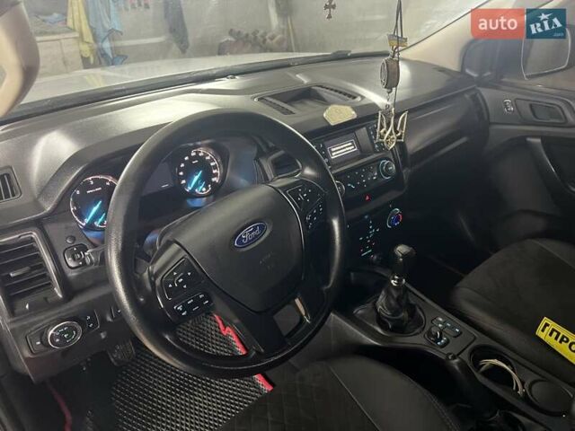 Белый Форд Рейнджер, объемом двигателя 2 л и пробегом 178 тыс. км за 24000 $, фото 2 на Automoto.ua