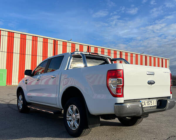 Белый Форд Рейнджер, объемом двигателя 2 л и пробегом 165 тыс. км за 32000 $, фото 4 на Automoto.ua