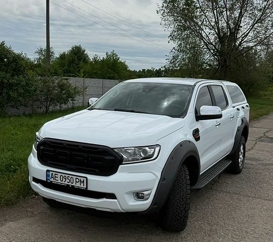 Білий Форд Рейнджер, об'ємом двигуна 2 л та пробігом 42 тис. км за 31999 $, фото 1 на Automoto.ua