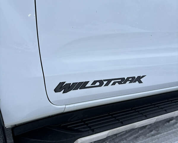 Белый Форд Рейнджер, объемом двигателя 2 л и пробегом 242 тыс. км за 27500 $, фото 7 на Automoto.ua