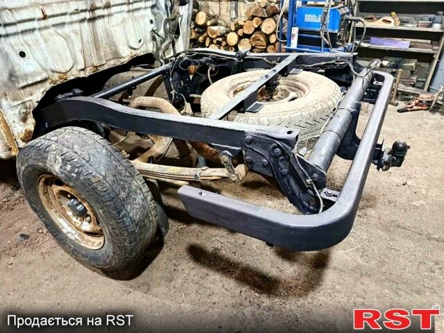 Белый Форд Рейнджер, объемом двигателя 2.5 л и пробегом 1100 тыс. км за 4999 $, фото 4 на Automoto.ua