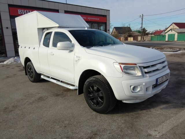 Белый Форд Рейнджер, объемом двигателя 2.5 л и пробегом 200 тыс. км за 10000 $, фото 4 на Automoto.ua