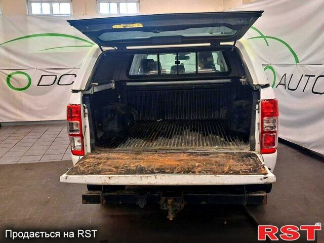 Белый Форд Рейнджер, объемом двигателя 2.2 л и пробегом 189 тыс. км за 16000 $, фото 6 на Automoto.ua