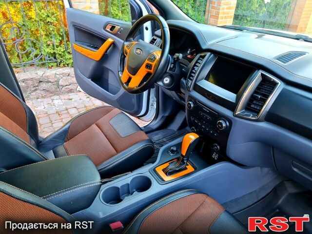 Білий Форд Рейнджер, об'ємом двигуна 3.2 л та пробігом 92 тис. км за 29500 $, фото 8 на Automoto.ua