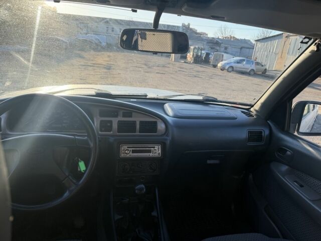 Бежевый Форд Рейнджер, объемом двигателя 2.5 л и пробегом 226 тыс. км за 4000 $, фото 7 на Automoto.ua