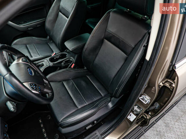 Форд Рейнджер 2020 в Киеве на Automoto.ua Бежевый Форд Рейнджер, объемом двигателя 2 л и пробегом 107 тыс. км за 33261 $, фото 8 на Automoto.ua