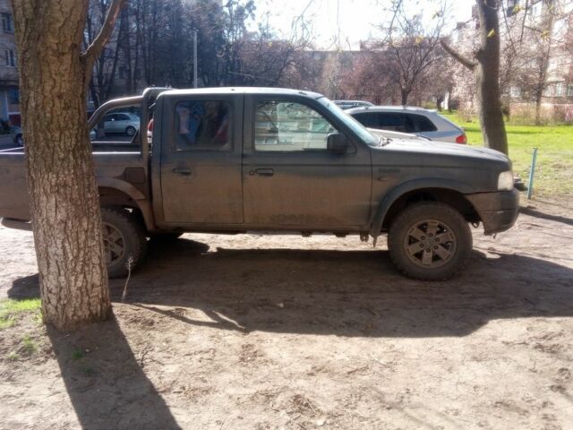 Чорний Форд Рейнджер, об'ємом двигуна 2 л та пробігом 300 тис. км за 3000 $, фото 1 на Automoto.ua